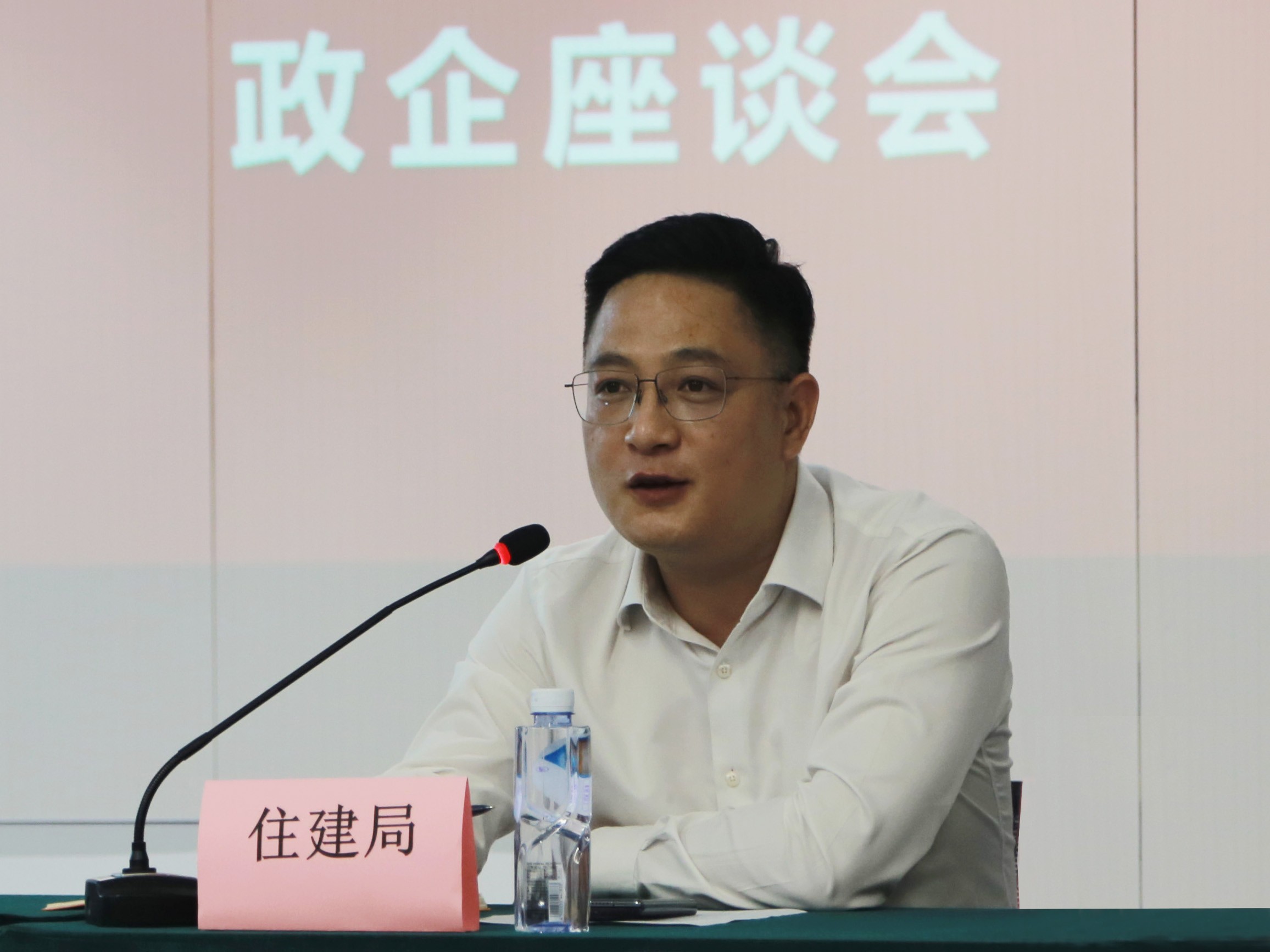 1713587809863141.jpg 楊杰.jpg